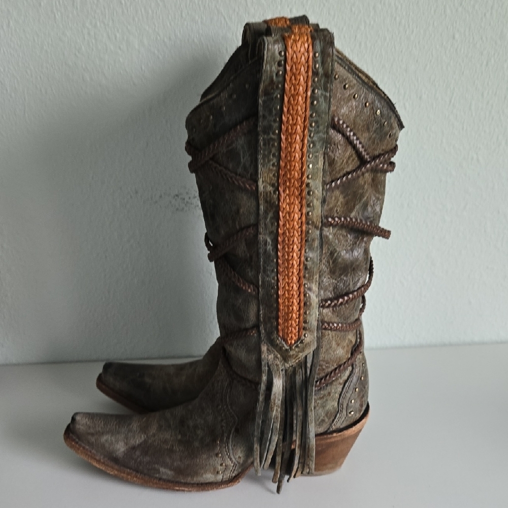 Vintage Leather Heeled Boots with Fringe - Picture 4 of 13